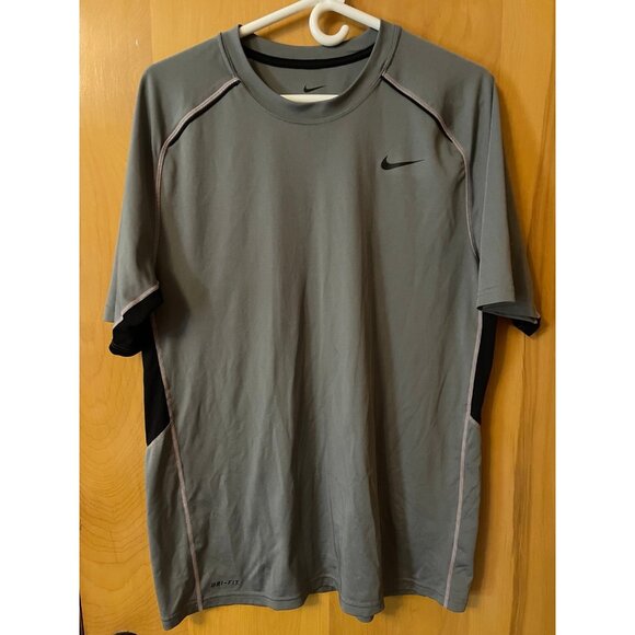 Nike Dri-Fit workout shirt - Large - Gray/Black - Picture 1 of 6